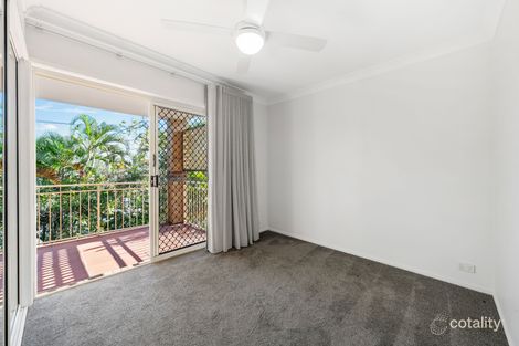 Property photo of 4/9 Macaulay Street Coorparoo QLD 4151