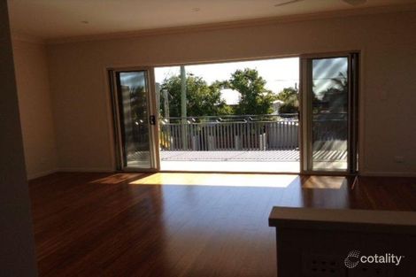 Property photo of 13 Boswell Terrace Wynnum QLD 4178