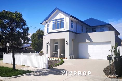 Property photo of 104 Grieve Parade Altona VIC 3018