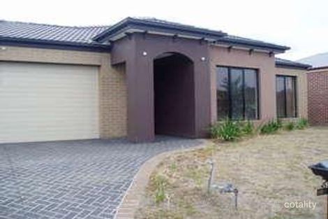 69 Robinswood Pde, Narre Warren South, VIC 3805