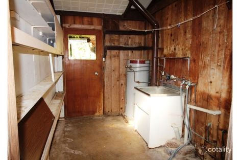 Property photo of 1 Kataryn Avenue Grasstree Beach QLD 4740