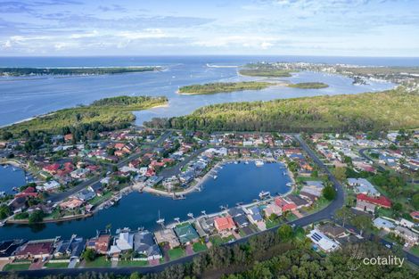 Property photo of 1/28 The Mainbrace Yamba NSW 2464