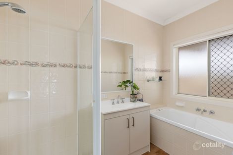 Property photo of 5 Trevi Place Springfield Lakes QLD 4300