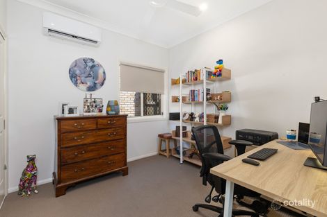 Property photo of 5 Trevi Place Springfield Lakes QLD 4300