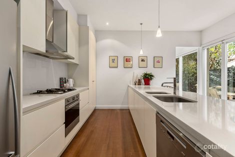 Property photo of 12/19-21 Ormond Esplanade Elwood VIC 3184