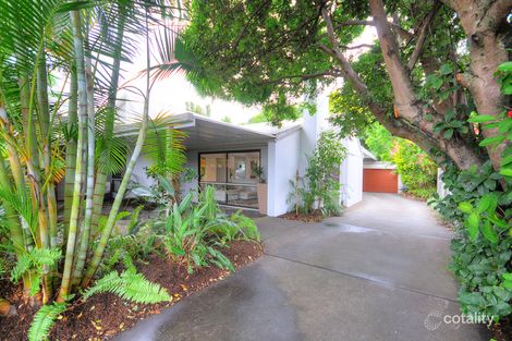 Property photo of 11 Dame Patti Avenue Mermaid Waters QLD 4218