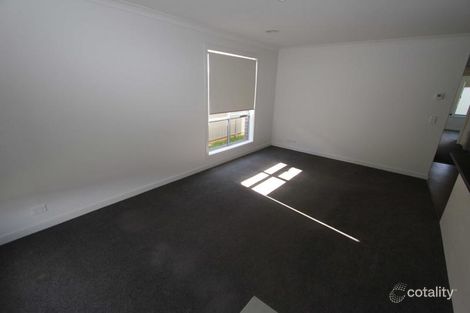 Property photo of 13 Oscar Drive Sebastopol VIC 3356