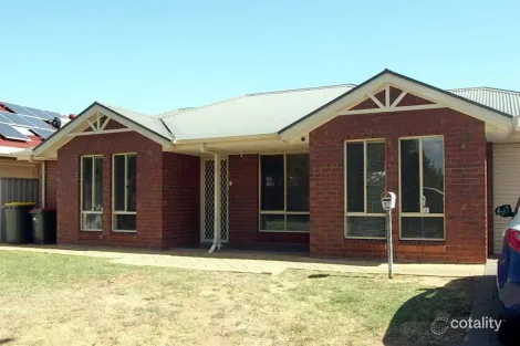 17 Coonong Ave, Pooraka, SA 5095