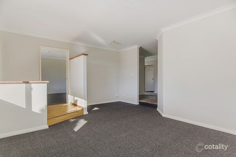 Property photo of 9 Canberra Close Port Kennedy WA 6172