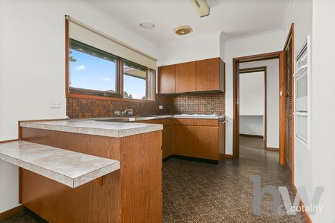 Property photo of 1 Shadwell Court Whittington VIC 3219