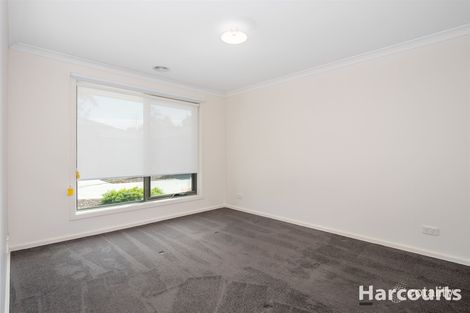 Property photo of 3/98 Lampard Road Drouin VIC 3818