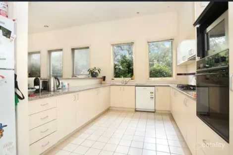 Property photo of 21 Stevens Close Kew VIC 3101
