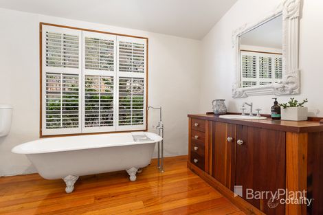 Property photo of 3 Murrays Place Eltham North VIC 3095