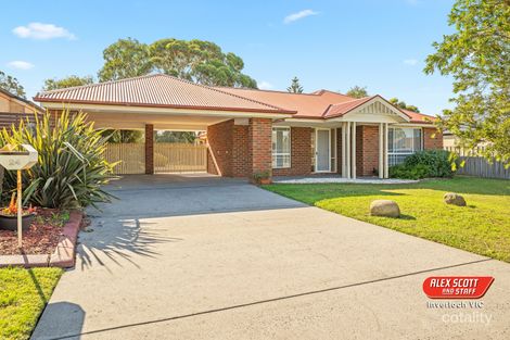 24 Woodland Heath Dr, Inverloch, VIC 3996