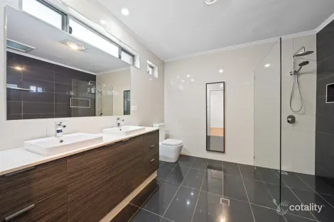 Property photo of 1 Newbery Street Newmarket QLD 4051