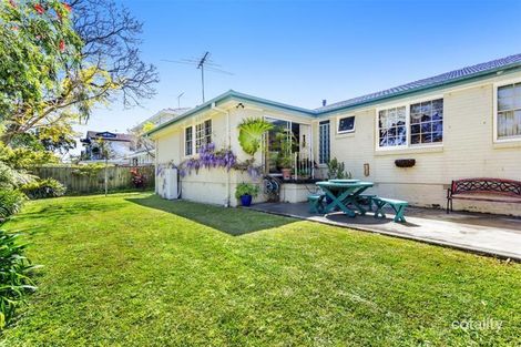 Property photo of 11 Willow Tree Crescent Belrose NSW 2085