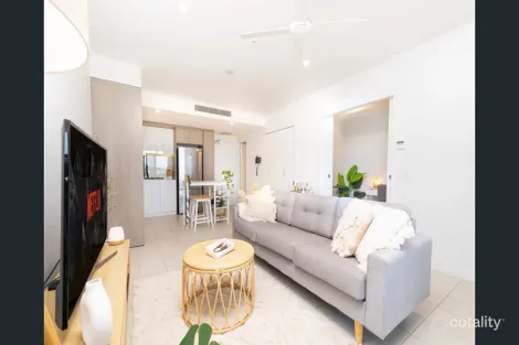 Property photo of 2022/123 Cavendish Road Coorparoo QLD 4151