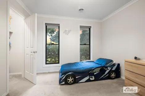 Property photo of 20 Songlark Crescent Thurgoona NSW 2640