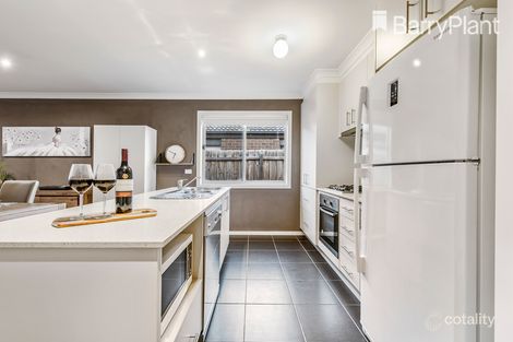 Property photo of 18 Surveyor Street Wyndham Vale VIC 3024