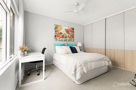 Property photo of 21 Clifford Place Clifton Hill VIC 3068