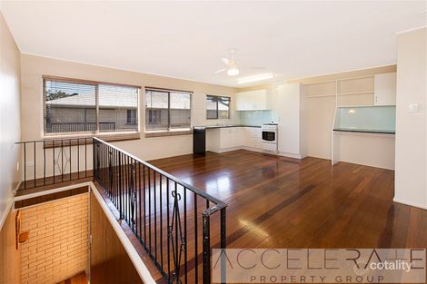 Property photo of 2/73 Henderson Street Camp Hill QLD 4152