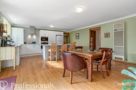 Property photo of 23 Ibis Crescent Orange NSW 2800