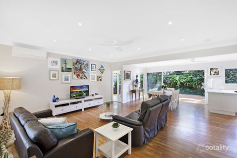 Property photo of 16 Tourmaline Avenue Pearl Beach NSW 2256