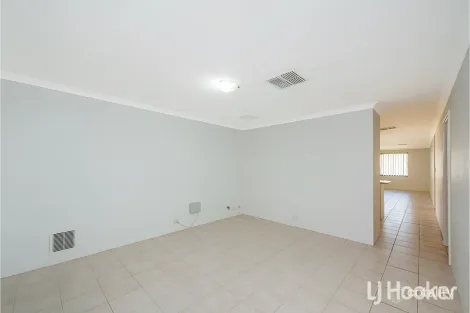 Property photo of 7B Kalee Court Huntingdale WA 6110