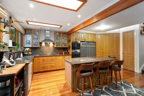 Property photo of 20 Ridge Road Greensborough VIC 3088