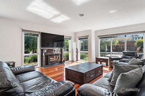 Property photo of 1 Fremont Close Bulleen VIC 3105