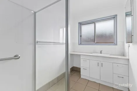 Property photo of 33 Hawthorn Crescent Churchill VIC 3842