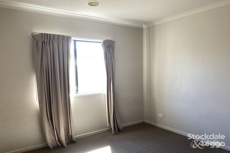Property photo of 1 Hummingbird Place Shepparton VIC 3630