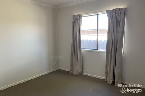 Property photo of 1 Hummingbird Place Shepparton VIC 3630