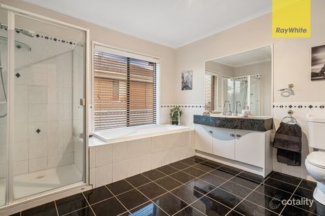Property photo of 37 Tussock Crescent Sydenham VIC 3037