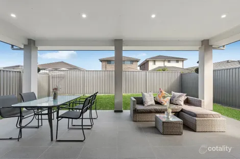 Property photo of 18 Mullumbimby Avenue Hoxton Park NSW 2171