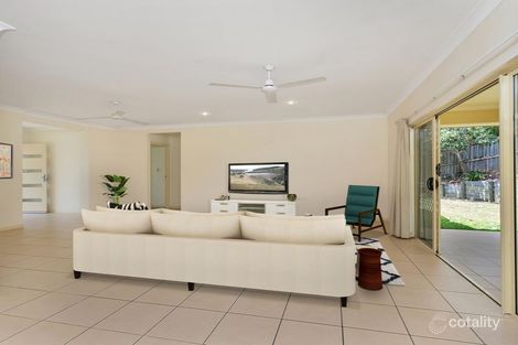Property photo of 8 Valla Close Kewarra Beach QLD 4879