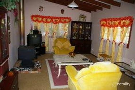 Property photo of 64 Henry Road York WA 6302