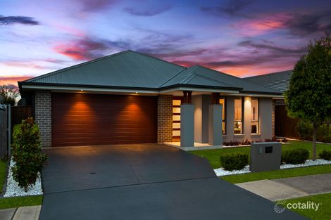 Property photo of 3 Caledonia Crescent Gledswood Hills NSW 2557