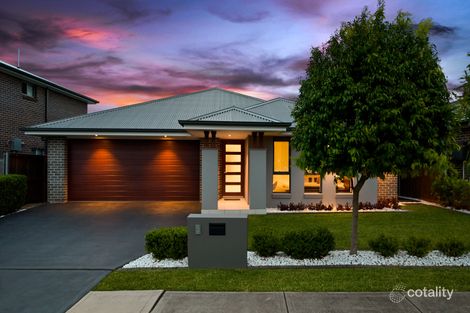 Property photo of 3 Caledonia Crescent Gledswood Hills NSW 2557