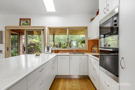 Property photo of 8 Springhill Court Queenscliff VIC 3225