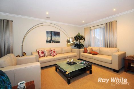 Property photo of 1 Hanrahan Wynd Lynbrook VIC 3975