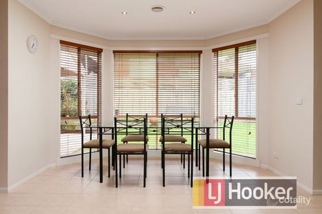 Property photo of 3 Nilufa Court Hampton Park VIC 3976