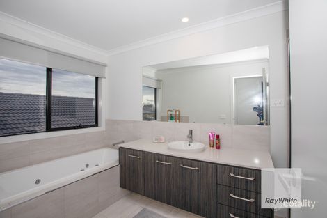 Property photo of 26 Monte Street Fraser Rise VIC 3336