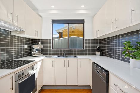 Property photo of 2/16 Bath Street Thirroul NSW 2515