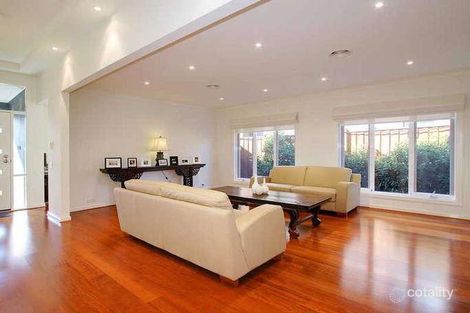 Property photo of 4 Bluegrass Close Waterways VIC 3195