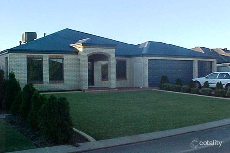 Property photo of 15 Mustique Mews Secret Harbour WA 6173