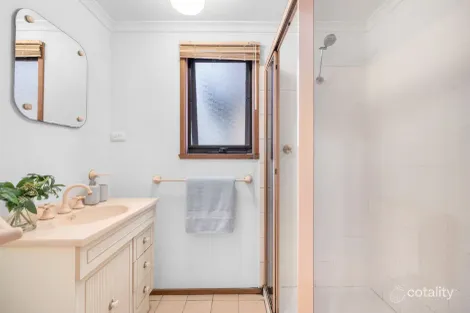 Property photo of 42 Templeton Street Wantirna VIC 3152