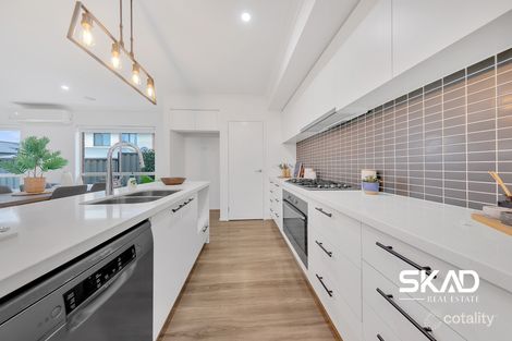 Property photo of 4 Fitzpatrick Circuit Kalkallo VIC 3064