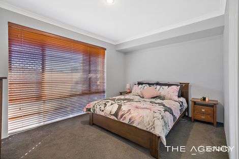 Property photo of 27 Molloy Circuit Atwell WA 6164
