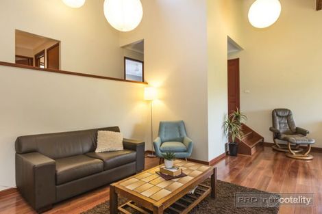 Property photo of 37 Holly Circuit New Lambton Heights NSW 2305